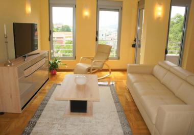 Two-bedroom apartment 99 m2 with sea view in Budva