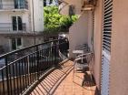 Sunny apartment in Budva with 2 bedrooms 600 from the sea