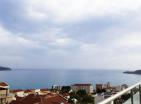 For sale two-level penthouse with 3 bedrooms and panoramic sea views in Bechichi