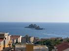 2 flats apartment 135m2 in Petrovac top floor and sea view