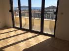 Sunny flat in Budva 75m2 with sea view next to the beach