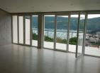 Big sunny flat 13 3m2 in Herceg Novi with sea view