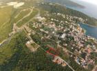 A plot of land in Uteha 831 m2 for the construction of a villa or hotel
